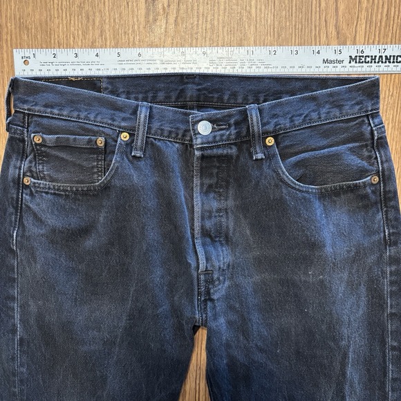 Levi's 501 Original‎ Fit Button Fly Jeans Men's 33x32 Dark Wash Made in Poland - Picture 9 of 16